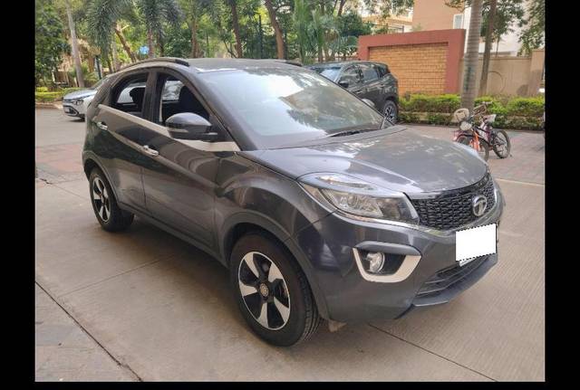 https://images10.gaadi.com/usedcar_image/4633330/original/processed_3ee63400-f9cc-4687-8395-0feb6463df9a.jpg?imwidth=6402