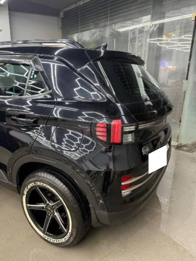 https://images10.gaadi.com/usedcar_image/4633367/original/processed_7bced97e-390a-44ae-a980-37bbbb89bc01.jpeg?imwidth=6401