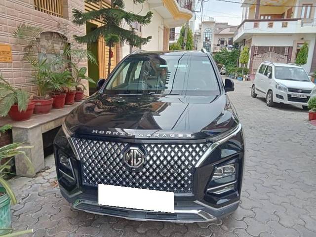 https://images10.gaadi.com/usedcar_image/4633427/original/processed_acacea9a-224a-424e-b33c-a269b9d35084.jpg?imwidth=6400