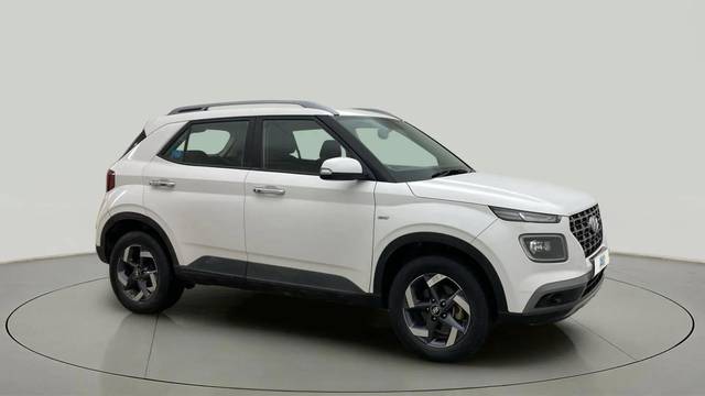 https://images10.gaadi.com/usedcar_image/4633459/original/de45e02b43fb8338198fcfd38b6d827d.jpg?imwidth=6400