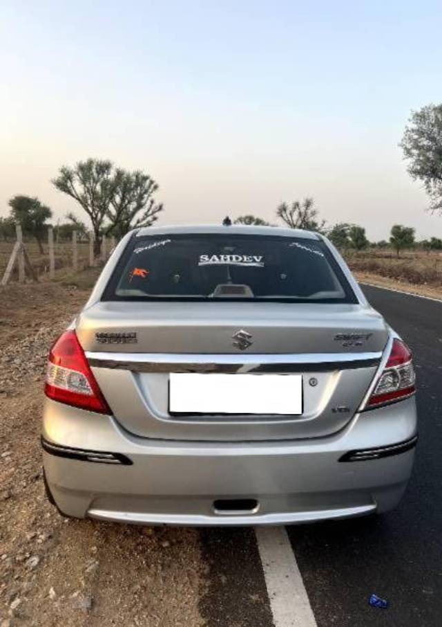 https://images10.gaadi.com/usedcar_image/4633463/original/processed_ca8df492-3240-41a3-bcb6-c8fa6adba638.jpeg?imwidth=6401