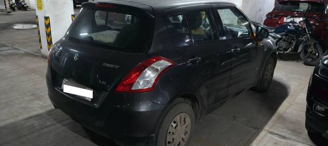 https://images10.gaadi.com/usedcar_image/4633511/original/processed_265fd4c2-9a49-4cf8-9c9d-d3109fb7c1bc.jpg?imwidth=6402