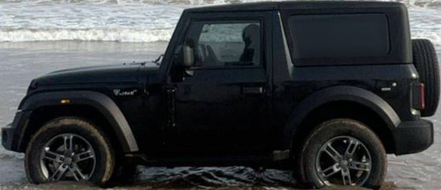 https://images10.gaadi.com/usedcar_image/4633540/original/processed_bd2b4e1d-a9e9-47ea-8c16-e492d183eccf.jpg?imwidth=6400