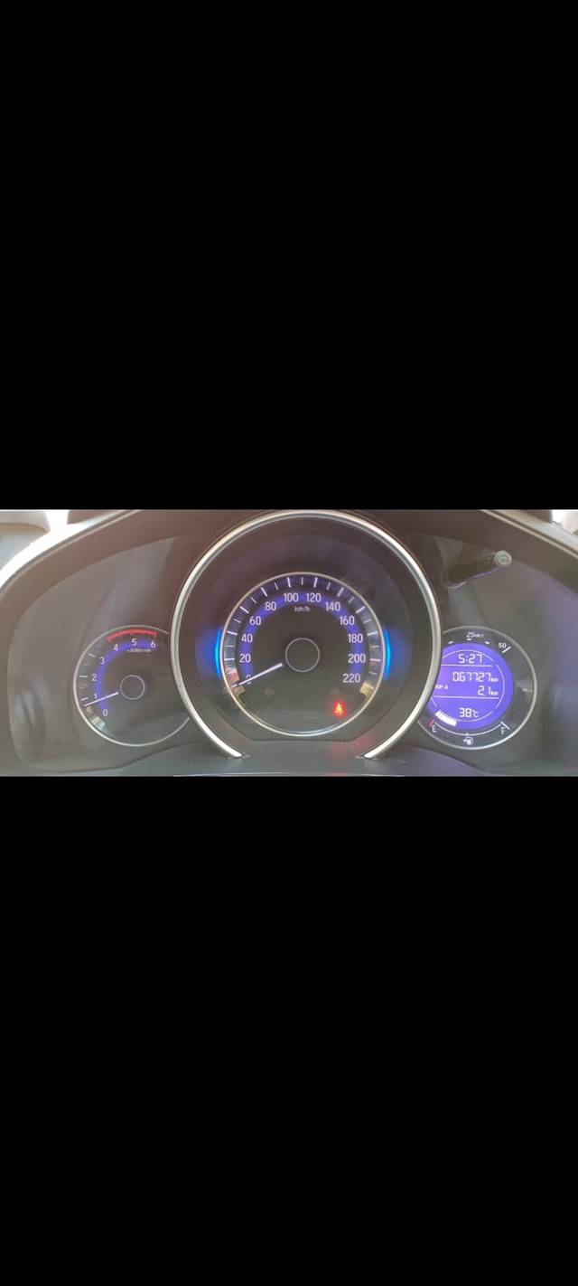 https://images10.gaadi.com/usedcar_image/4633544/original/ba355d24e9347a523f80bd806bd98804.jpeg?imwidth=6402