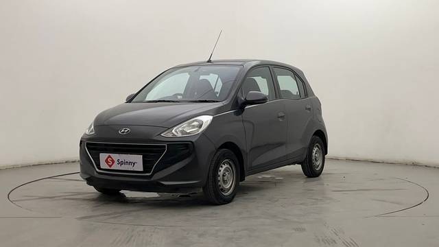 https://images10.gaadi.com/usedcar_image/4633580/original/444e5ff81dd3bfd62f171d39d31eade0.JPG?imwidth=6400