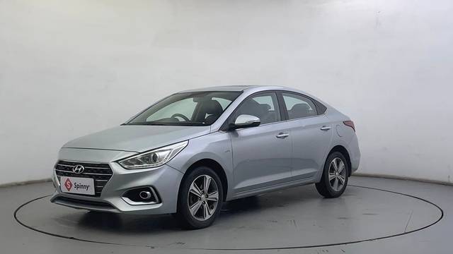 https://images10.gaadi.com/usedcar_image/4633626/original/9d2ef37a2fab19056e2c03bf7eb6ffd6.JPG?imwidth=6400