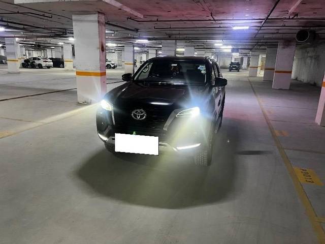 https://images10.gaadi.com/usedcar_image/4633642/original/processed_90c37a41-cfc3-48cd-81ec-784f0a8d39e0.jpeg?imwidth=6400