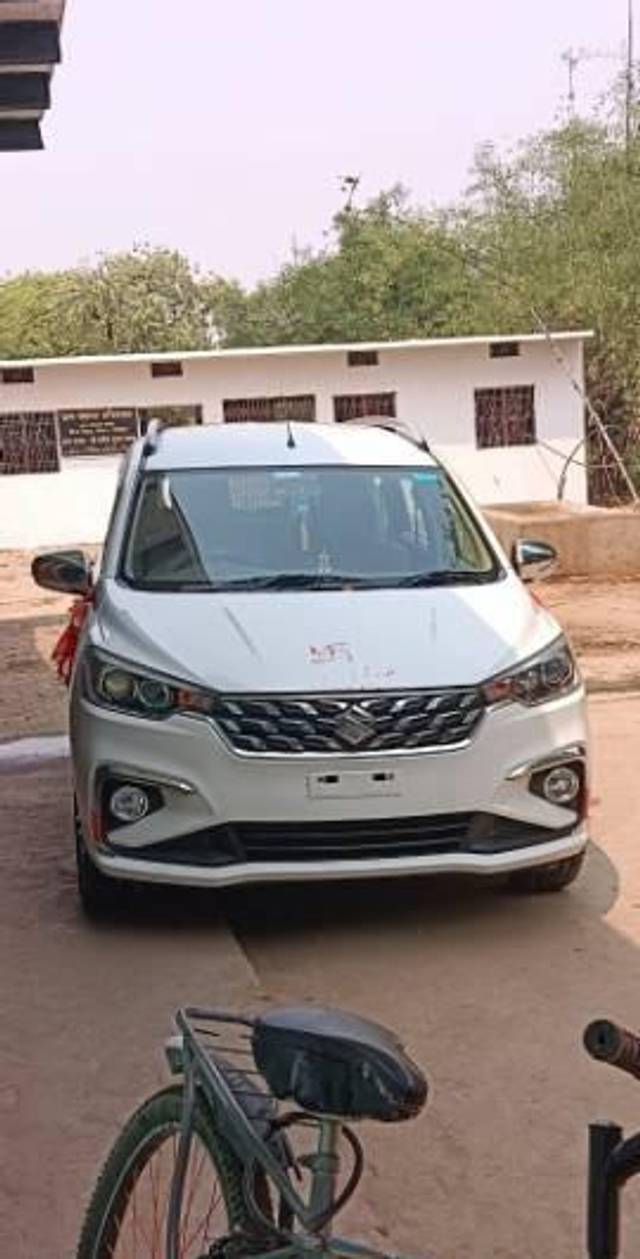 https://images10.gaadi.com/usedcar_image/4633644/original/processed_05fd55ae-2814-4171-9091-7e44e9c14d6d.jpg?imwidth=6400
