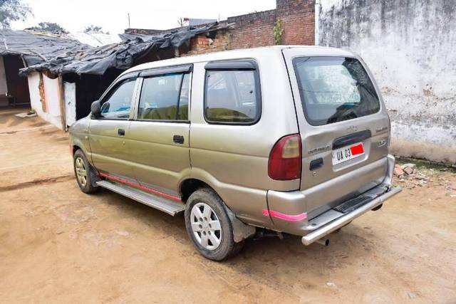 https://images10.gaadi.com/usedcar_image/4633665/original/processed_3040f980-96a4-4866-a518-fd11c26f53b5.JPG?imwidth=6401