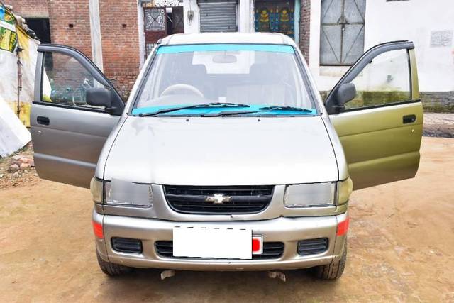 https://images10.gaadi.com/usedcar_image/4633665/original/processed_8a64be53-a41e-4fce-a634-4d6f8f2b50c8.JPG?imwidth=6402