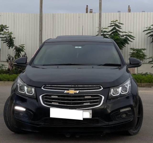 https://images10.gaadi.com/usedcar_image/4633668/original/processed_8b319ddf-9e36-4a22-a54a-8f41a82da489.jpeg?imwidth=6400