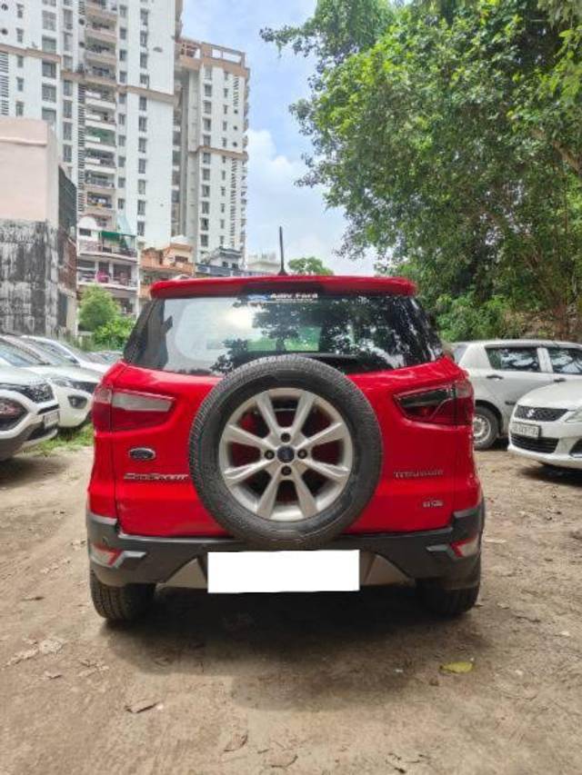 https://images10.gaadi.com/usedcar_image/4633701/original/processed_ace6a53b-ceb8-4dc3-9d01-8578172366dd.jpg?imwidth=6400