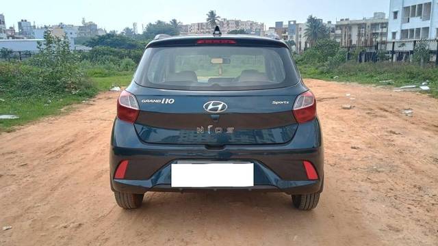 https://images10.gaadi.com/usedcar_image/4633733/original/processed_88a588ba-7cab-4b5e-b000-7b8766fd7676.jpg?imwidth=6402