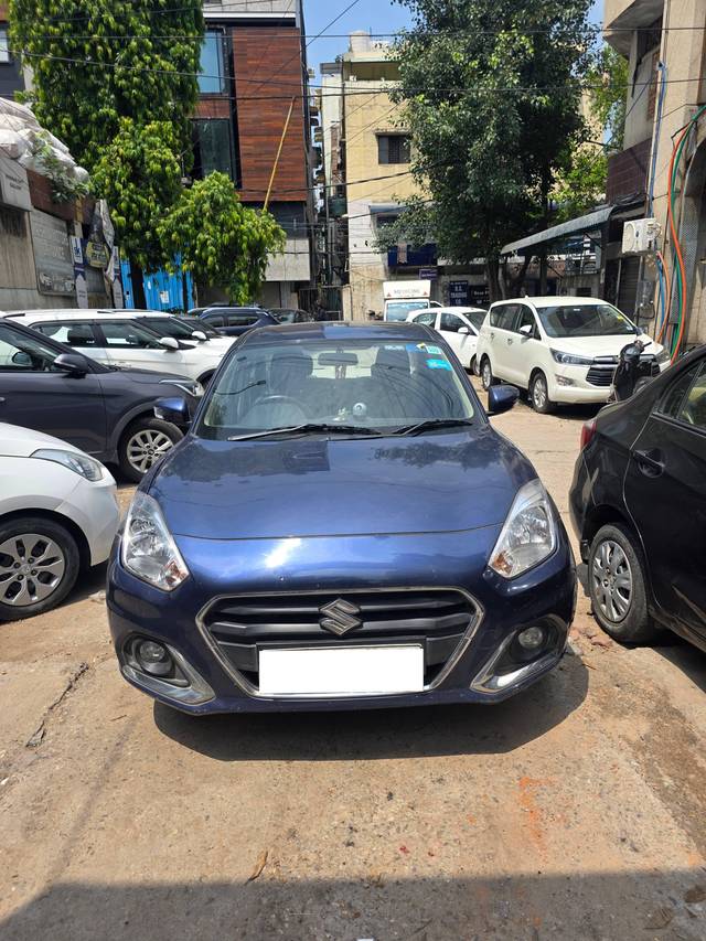 https://images10.gaadi.com/usedcar_image/4633734/original/processed_5b688b670f367577cd09f8070eb90f41.jpg?imwidth=6400