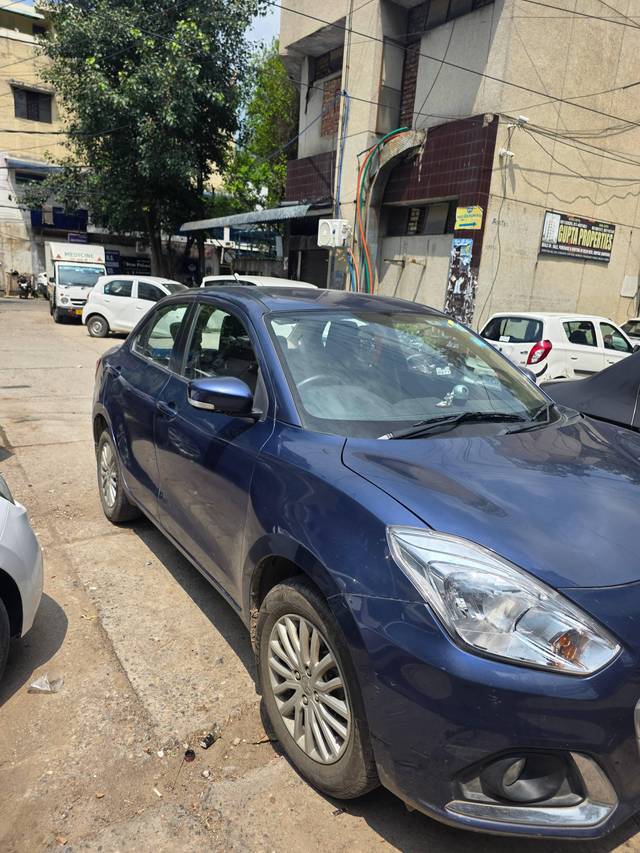 https://images10.gaadi.com/usedcar_image/4633734/original/processed_65566d675565fba51076c8c09ca66b9f.jpg?imwidth=6402