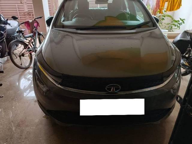 https://images10.gaadi.com/usedcar_image/4633749/original/processed_47451d9c-7ec6-4fa7-abc5-3284abcac869.jpg?imwidth=6401