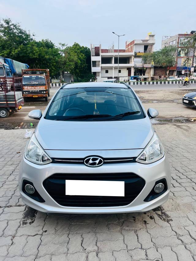 https://images10.gaadi.com/usedcar_image/4633804/original/processed_f5d281fd7aee1ca6d5c486cfecfe5a94.jpg?imwidth=6400