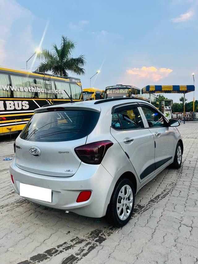 https://images10.gaadi.com/usedcar_image/4633804/original/processed_fdf232e51ddbe1f77a521ecd8bd7e36d.jpg?imwidth=6401