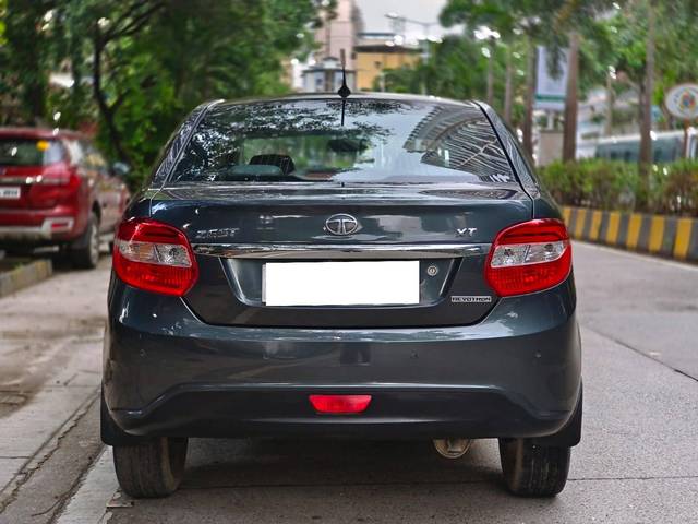 https://images10.gaadi.com/usedcar_image/4633879/original/processed_d70f122db3b1fbc66301b532497c5a73.jpg?imwidth=6402