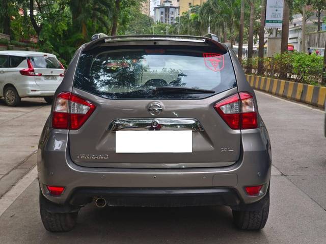 https://images10.gaadi.com/usedcar_image/4633880/original/processed_28240fb03aa39f995997e849fea2c05e.jpg?imwidth=6402