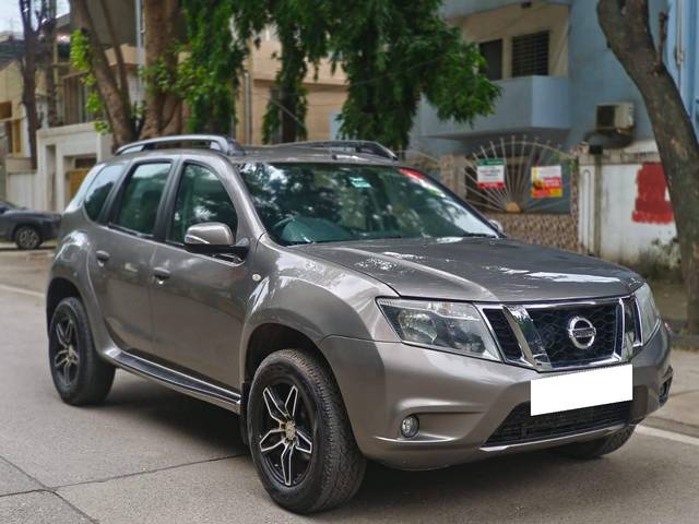https://images10.gaadi.com/usedcar_image/4633880/original/processed_8d6aed6dfffee1c01a7d370ccdaadc71.jpg?imwidth=6400