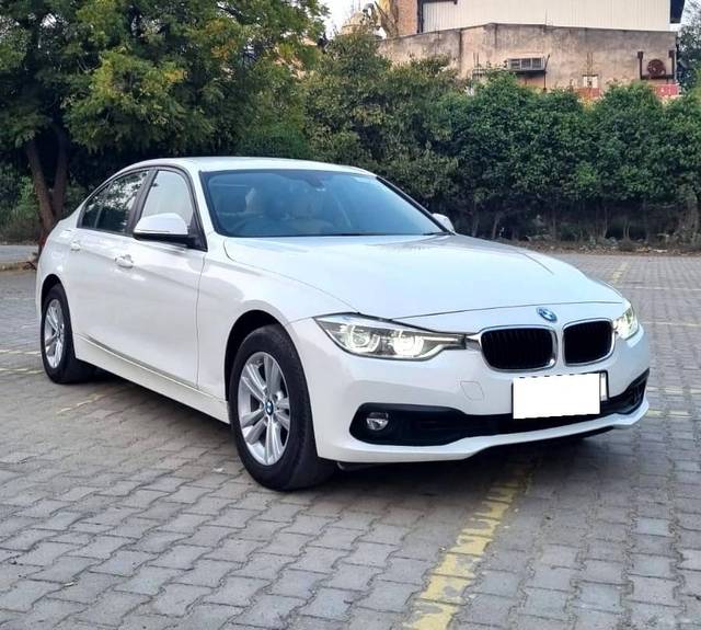 https://images10.gaadi.com/usedcar_image/4633894/original/processed_7769c7fb5fc079dcafc803625ae00ea0.jpg?imwidth=6400