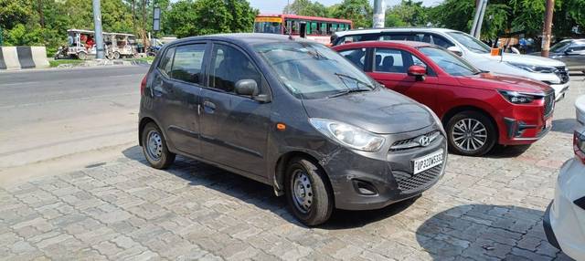 https://images10.gaadi.com/usedcar_image/4633905/original/processed_52ae119a5f7c7bf58b9e8f08a79f66ff.jpg?imwidth=6402