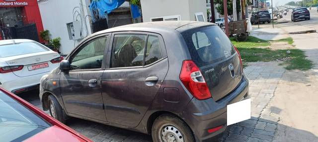 https://images10.gaadi.com/usedcar_image/4633905/original/processed_a4f3cbfbf37b2e81ed1aab15917e4717.jpg?imwidth=6400