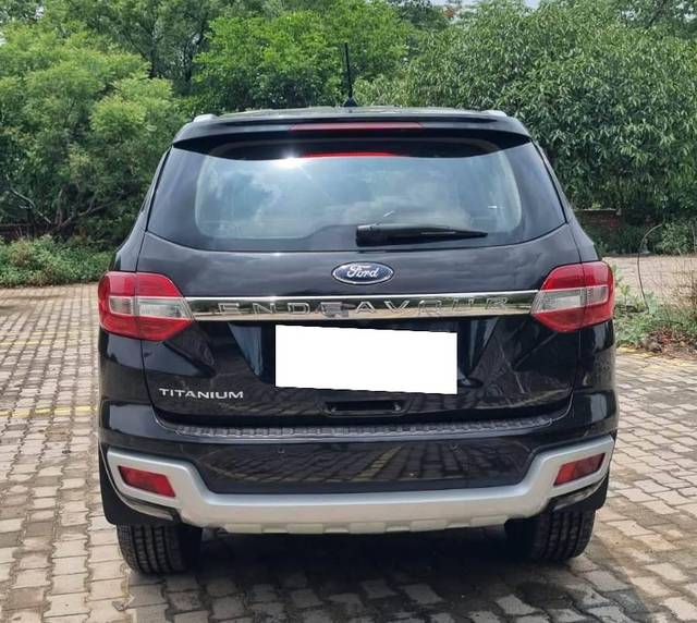 https://images10.gaadi.com/usedcar_image/4633917/original/processed_67d2c5d3839242fc41cd31f842c2ee5d.jpg?imwidth=6402