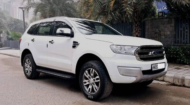 https://images10.gaadi.com/usedcar_image/4633931/original/processed_c0564a727b2ee9ffd787214ca82f0405.jpg?imwidth=6400