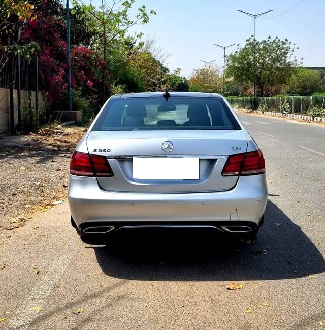 https://images10.gaadi.com/usedcar_image/4633972/original/processed_b006ff681538e3b10d9788e976c78dab.jpg?imwidth=6401
