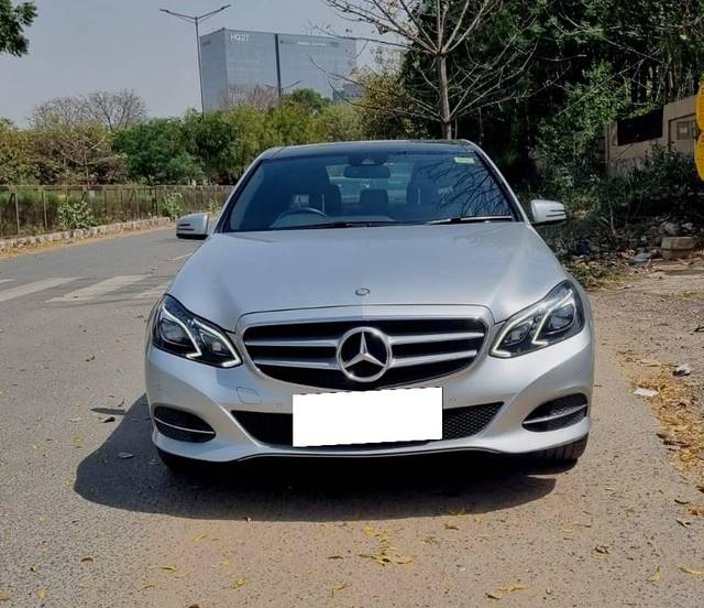 https://images10.gaadi.com/usedcar_image/4633972/original/processed_e5976a0a0a17ed276ef09b186f3ac2df.jpg?imwidth=6400
