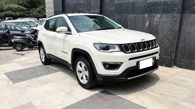 https://images10.gaadi.com/usedcar_image/4633981/original/processed_ad0336def6c85a20a3f79001f0f16b3a.jpg?imwidth=6400