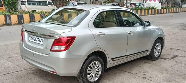 https://images10.gaadi.com/usedcar_image/4633983/original/processed_352f7ef6e8184737c40921f98cb1d04d.jpg?imwidth=6402