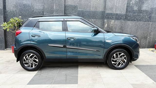 https://images10.gaadi.com/usedcar_image/4633992/original/6c19514ed5a726a7f9c0bc65c8b196d8.jpg?imwidth=6401