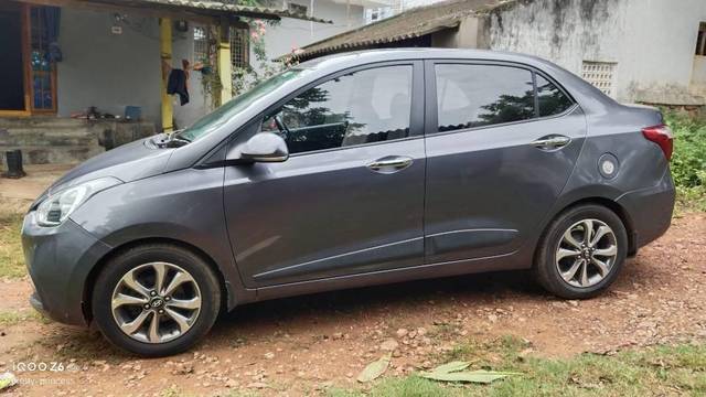 https://images10.gaadi.com/usedcar_image/4634009/original/processed_0d9415ae-ab65-46be-865c-69b46e00ae73.jpg?imwidth=6400