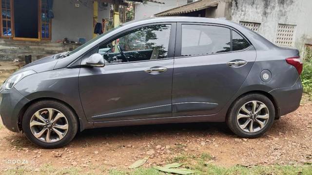 https://images10.gaadi.com/usedcar_image/4634009/original/processed_867f36c7-12c9-4f8f-a33d-98bf6eebb01b.jpg?imwidth=6401