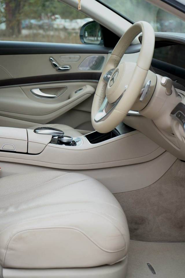 https://images10.gaadi.com/usedcar_image/4634019/original/54f11fbf236e0e626a88a6019c9c7199.jpg?imwidth=6402