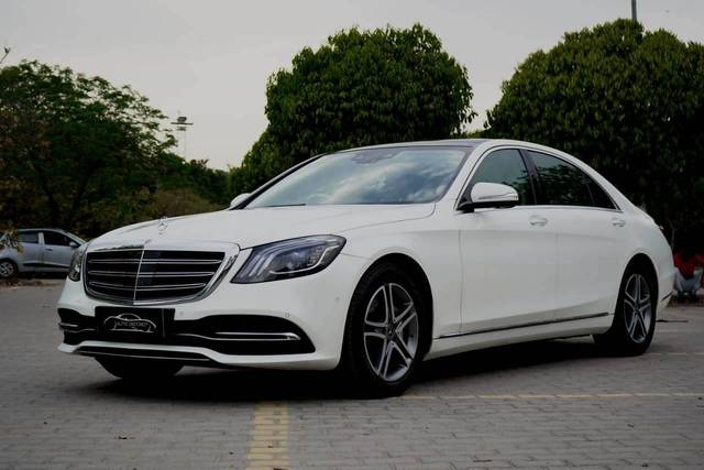 https://images10.gaadi.com/usedcar_image/4634019/original/processed_9c4bad48a374ca582f92a55b020e57a3.jpg?imwidth=6400