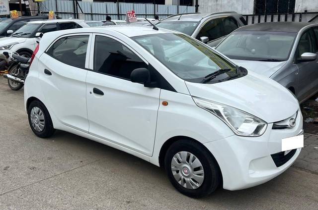 https://images10.gaadi.com/usedcar_image/4634023/original/processed_54ef476f56a42a162669af8e173f6520.jpg?imwidth=6400