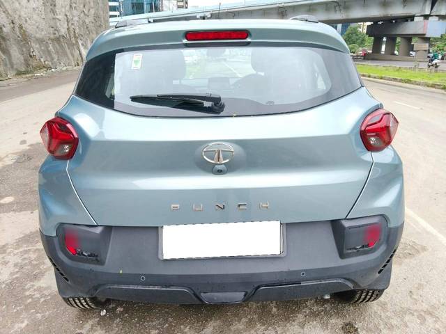 https://images10.gaadi.com/usedcar_image/4634027/original/processed_703e1bee-b040-4921-b33b-ea788e469c02.jpg?imwidth=6402