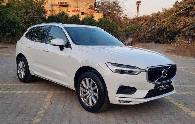 https://images10.gaadi.com/usedcar_image/4634031/original/processed_82570041228fd607cbcdaba8b34c5274.jpg?imwidth=6400