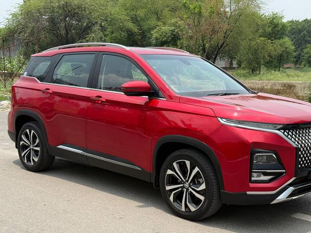 https://images10.gaadi.com/usedcar_image/4634046/original/abe862107750a725035e0b04d4c8ea48.jpg?imwidth=6400