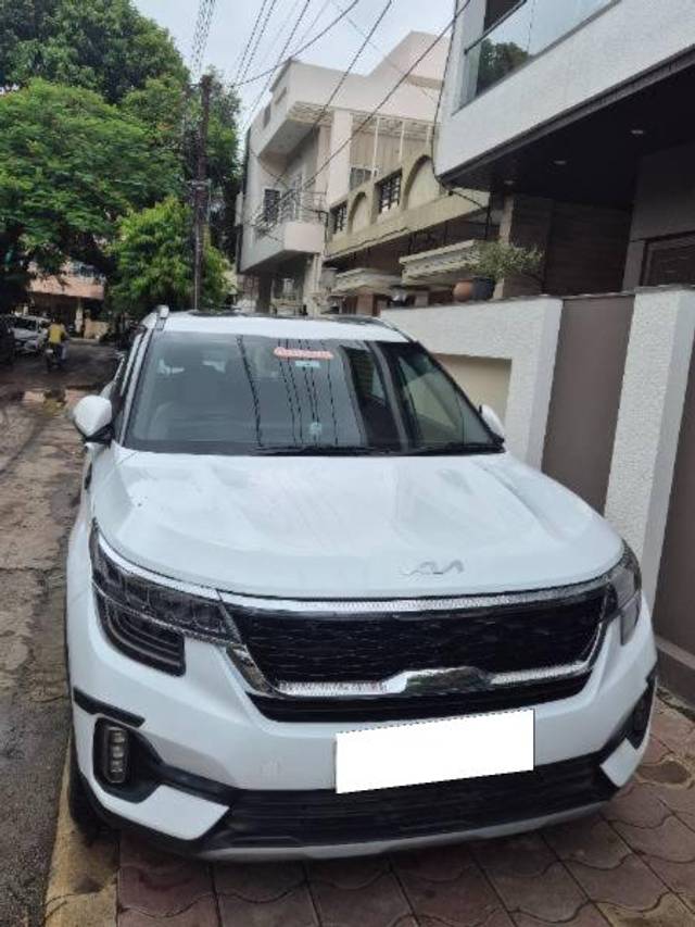 https://images10.gaadi.com/usedcar_image/4634049/original/processed_965e818f-034a-4b0e-8f90-123c3f95153b.jpg?imwidth=6400