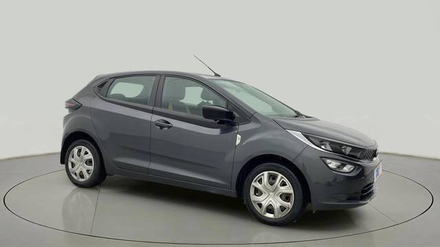 https://images10.gaadi.com/usedcar_image/4634053/original/1b19b9f75dd8c0cbcc32aba0699ea701.jpg?imwidth=6400