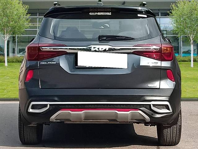 https://images10.gaadi.com/usedcar_image/4634054/original/processed_322061c9003ff114f49c5224ec691301.jpg?imwidth=6401
