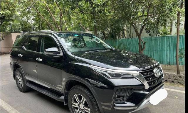 https://images10.gaadi.com/usedcar_image/4634069/original/53d0522b36204138fc51ca9156d016a9.jpg?imwidth=6400