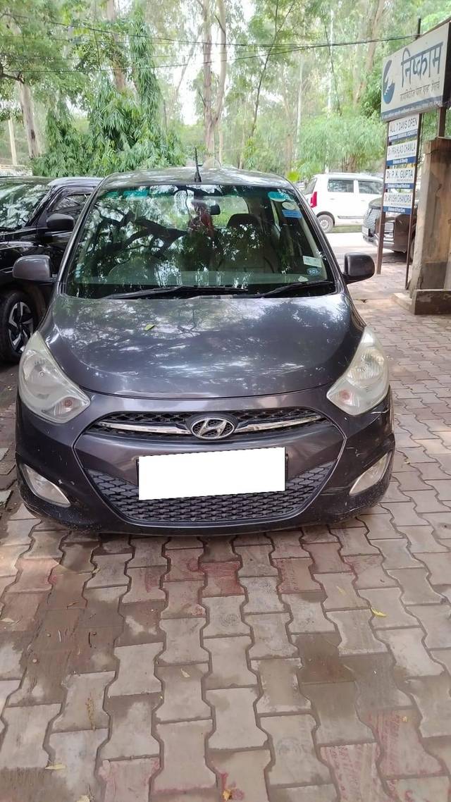 https://images10.gaadi.com/usedcar_image/4634072/original/processed_d3f2aeb6-634a-404f-a4f7-33f0971a06cb.jpg?imwidth=6400