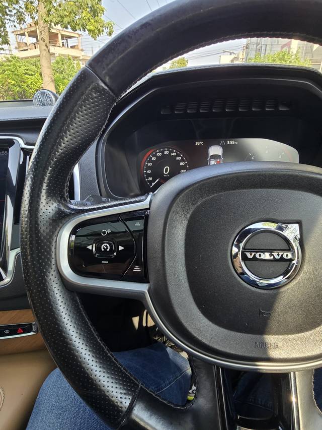 https://images10.gaadi.com/usedcar_image/4634088/original/7ea3ca260fa17e46162032bf51a91d41.jpg?imwidth=6402