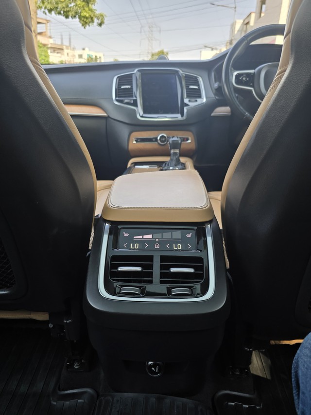 Second-hand 2017 Volvo XC90 D5 R-Design for sale in Chandigarh-3